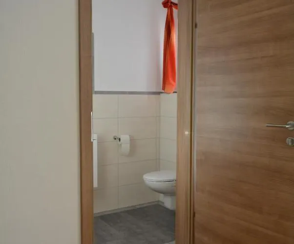 Sunnseitn هاوس إم إنيستال