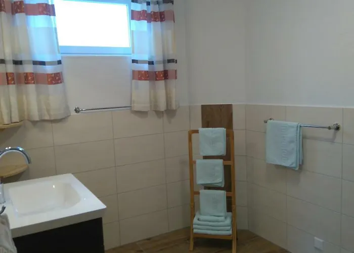 Sunnseitn * هاوس إم إنيستال